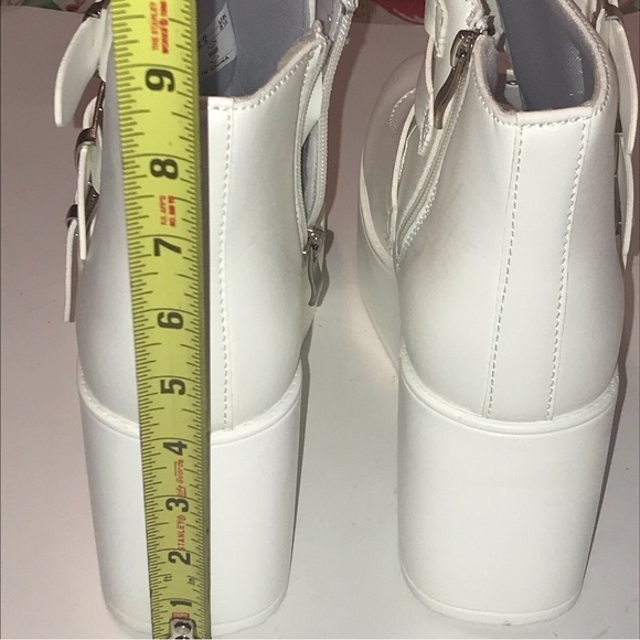 LUCKY STEP Women Platform Chunky Sole Ankle Boots White Goth Booties Size 7.5 - Picture 10 of 12